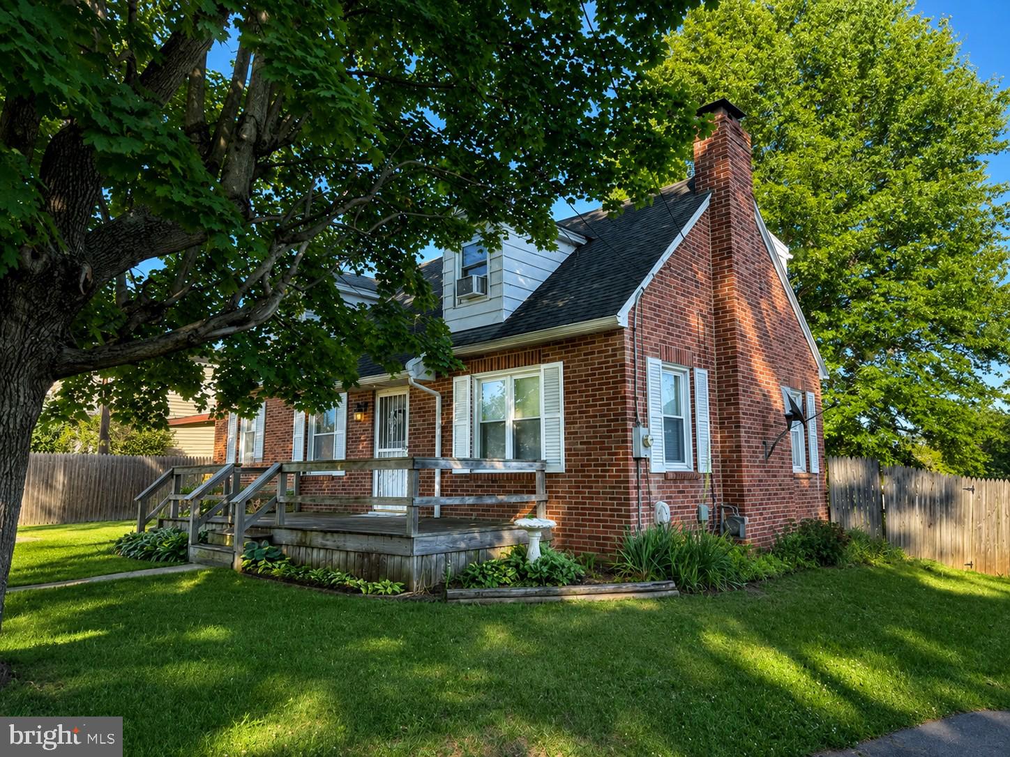 56 MAYFIELD STREET
