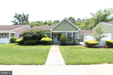 680 Huntington Drive, Manchester Township, NJ MLS: NJOC2043248