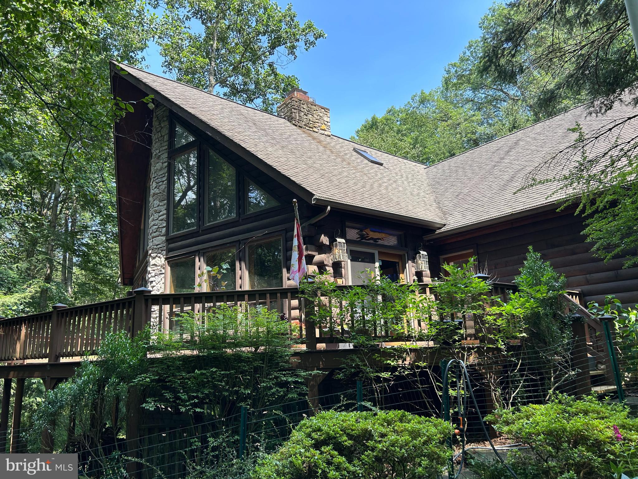 506 HEMLOCK LANE