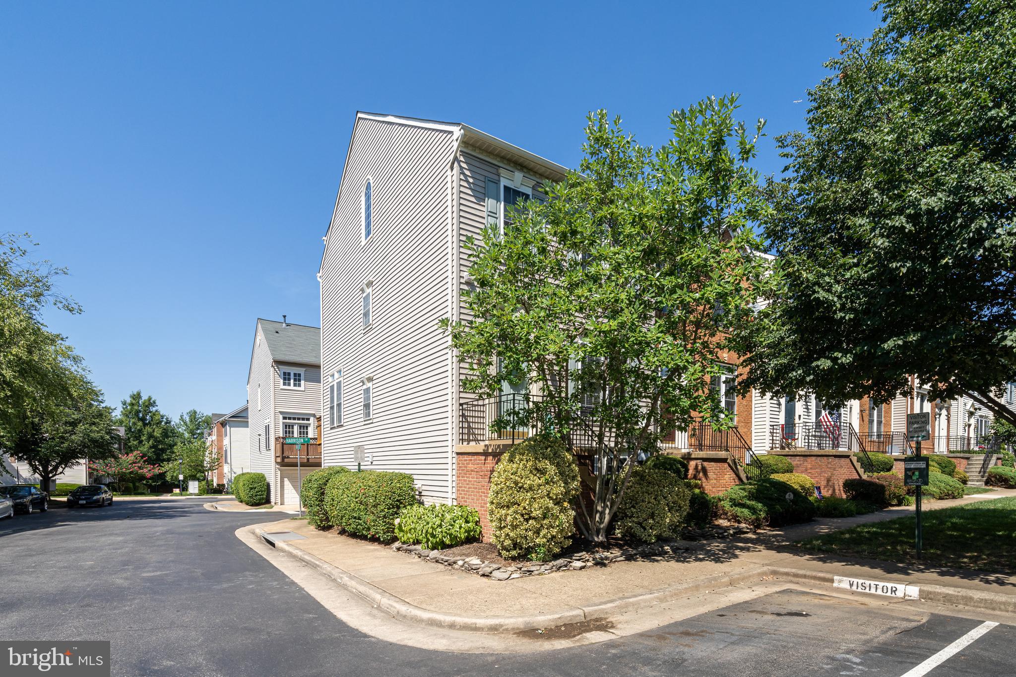 SUMMERS GROVE - Residential Lease