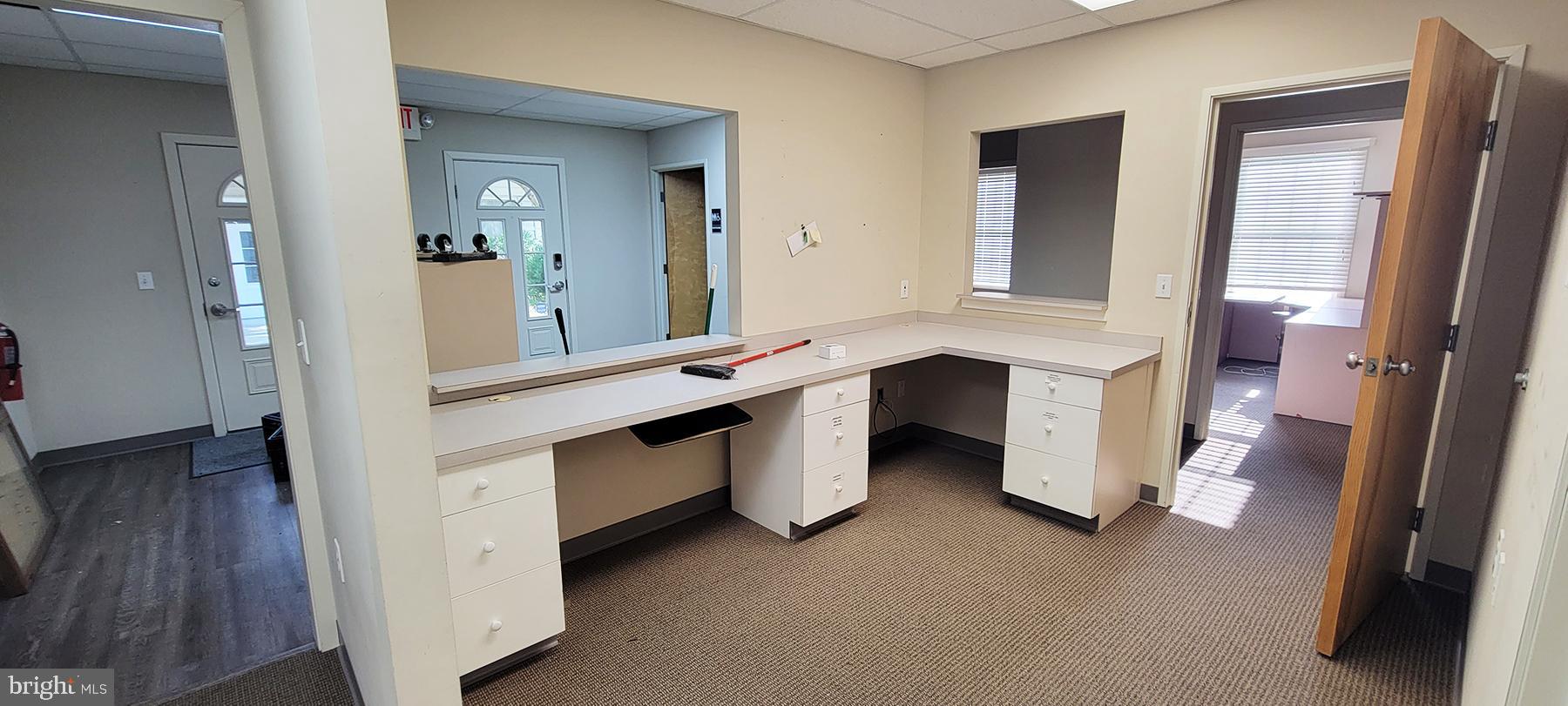 4 E JIMMIE LEEDS ROAD 3