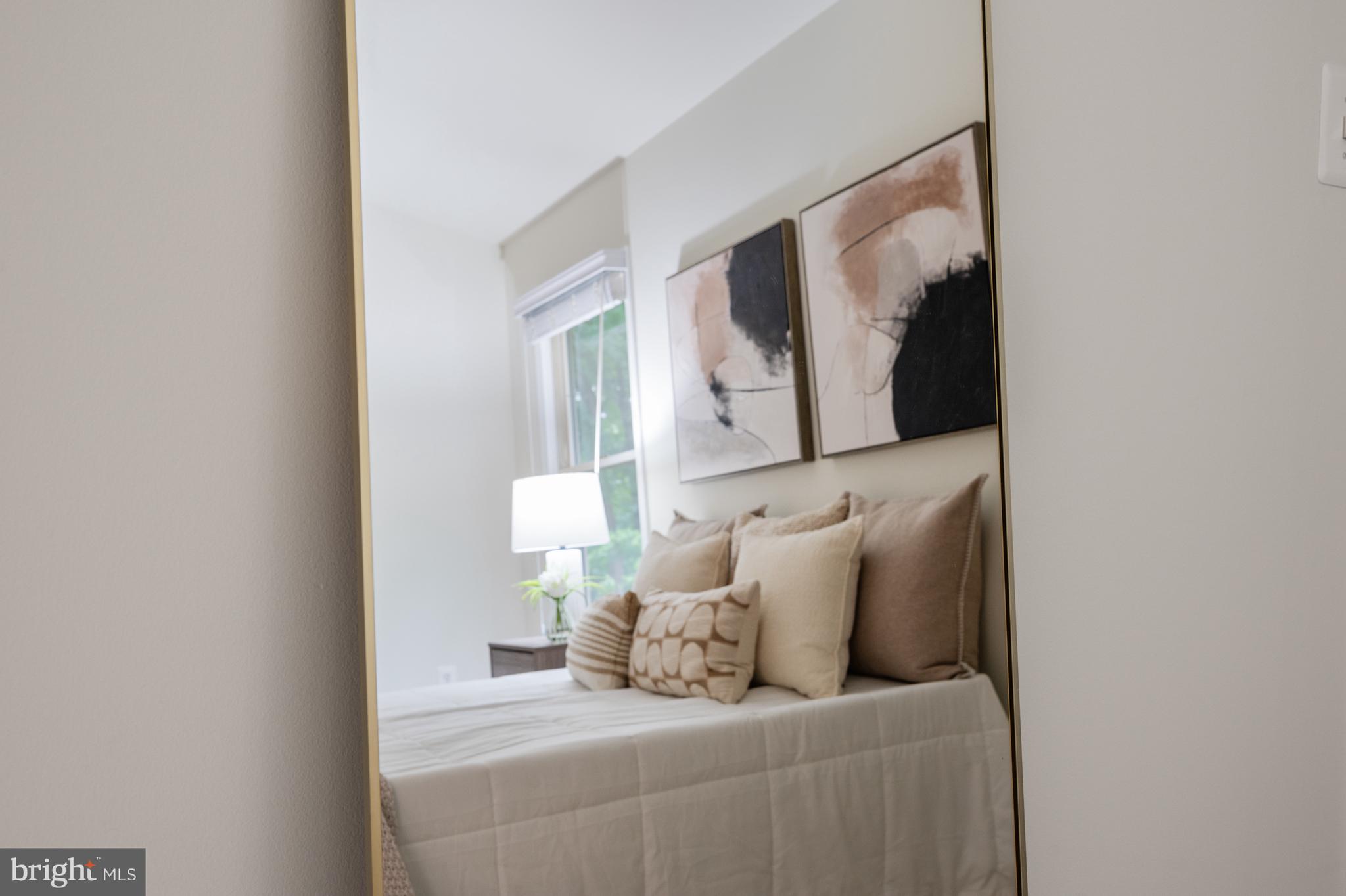 OLDE OAK RIDGE - Residential