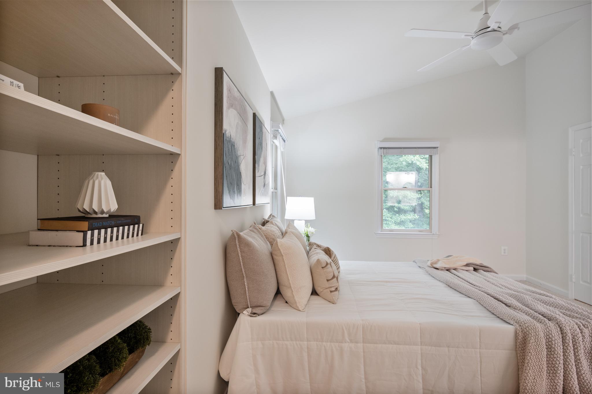 OLDE OAK RIDGE - Residential