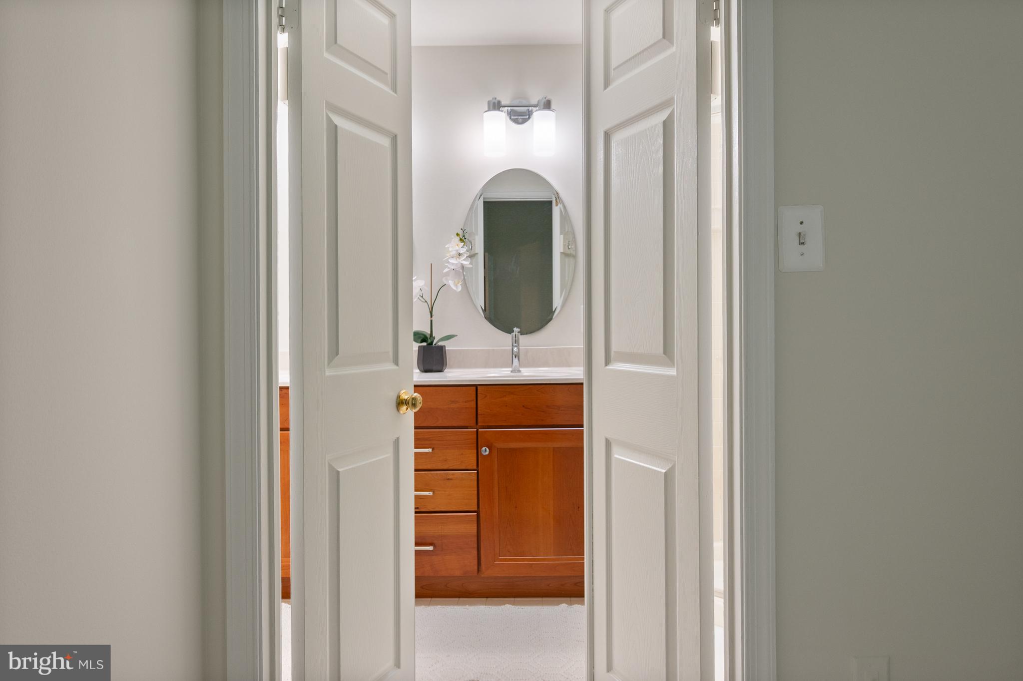 OLDE OAK RIDGE - Residential