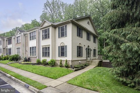 7200 BURTON HILL COURT SPRINGFIELD VA 22152