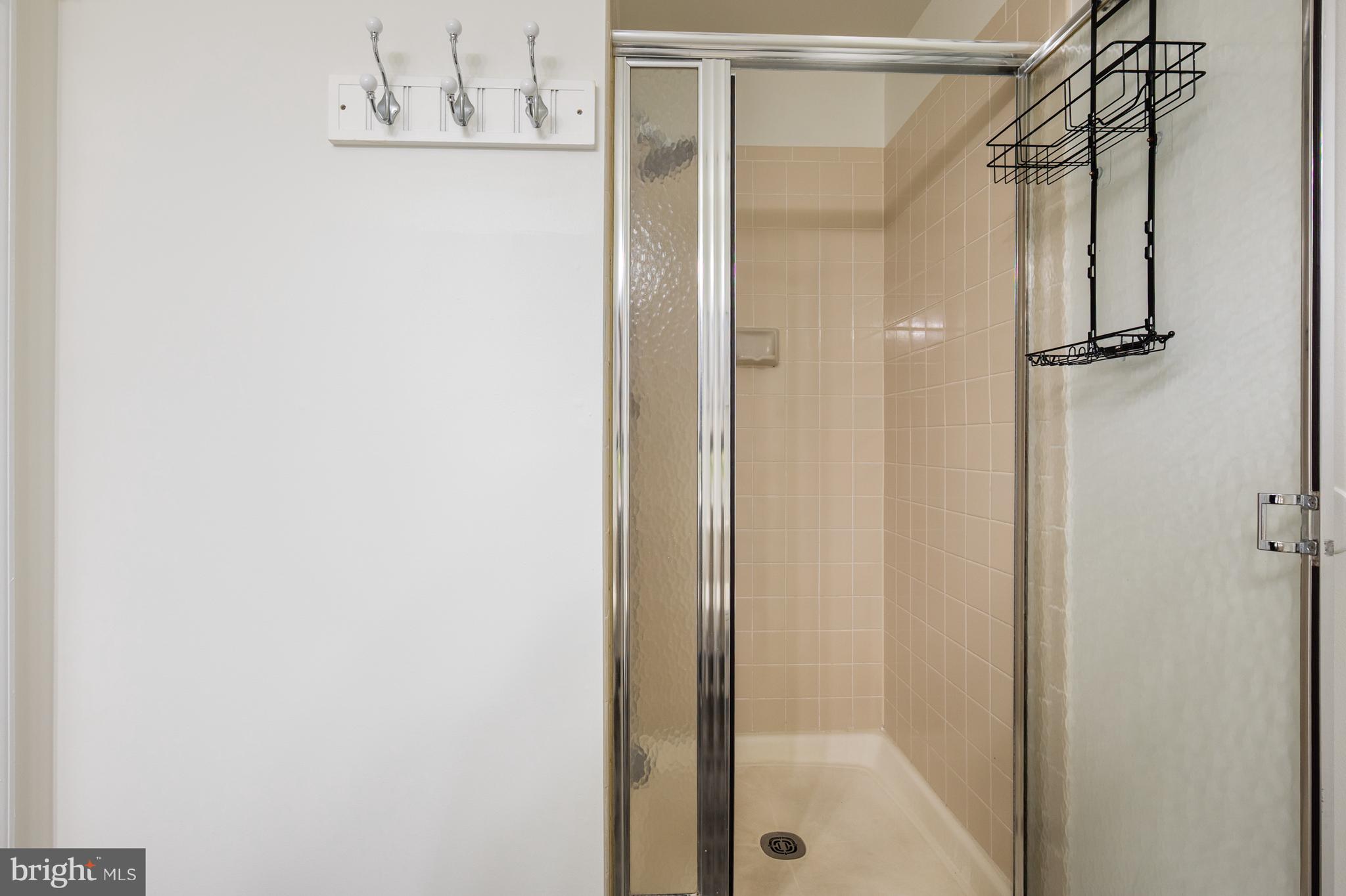 OLDE OAK RIDGE - Residential