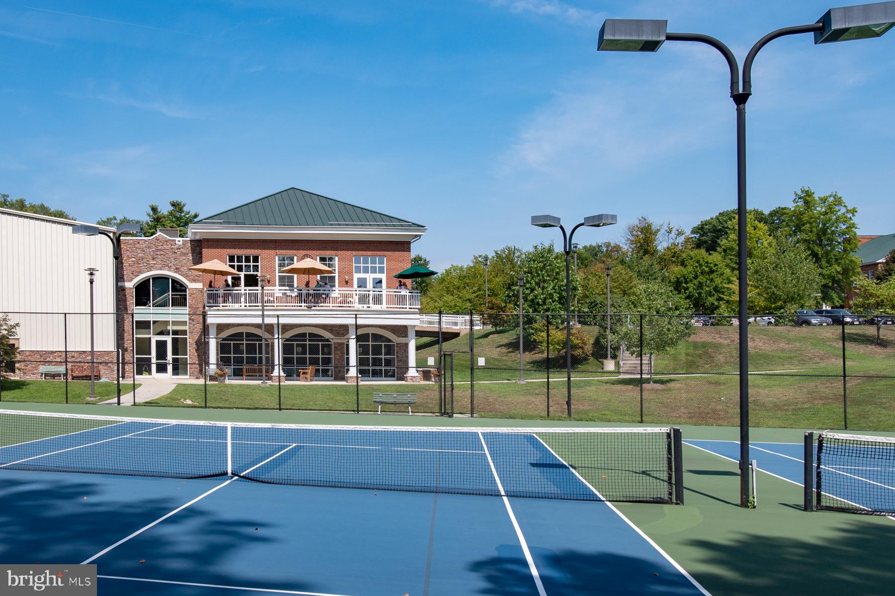 OLDE OAK RIDGE - Residential