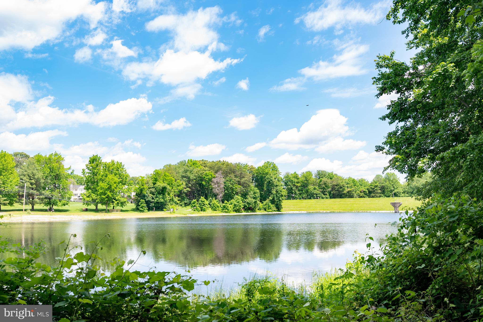 OLDE OAK RIDGE - Residential