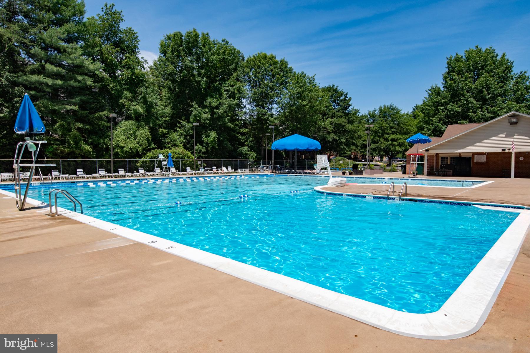 OLDE OAK RIDGE - Residential