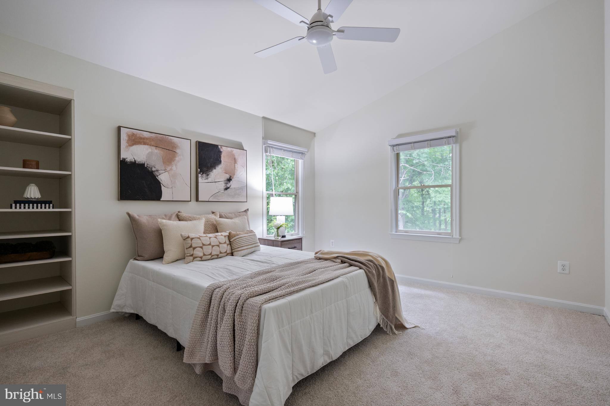 OLDE OAK RIDGE - Residential