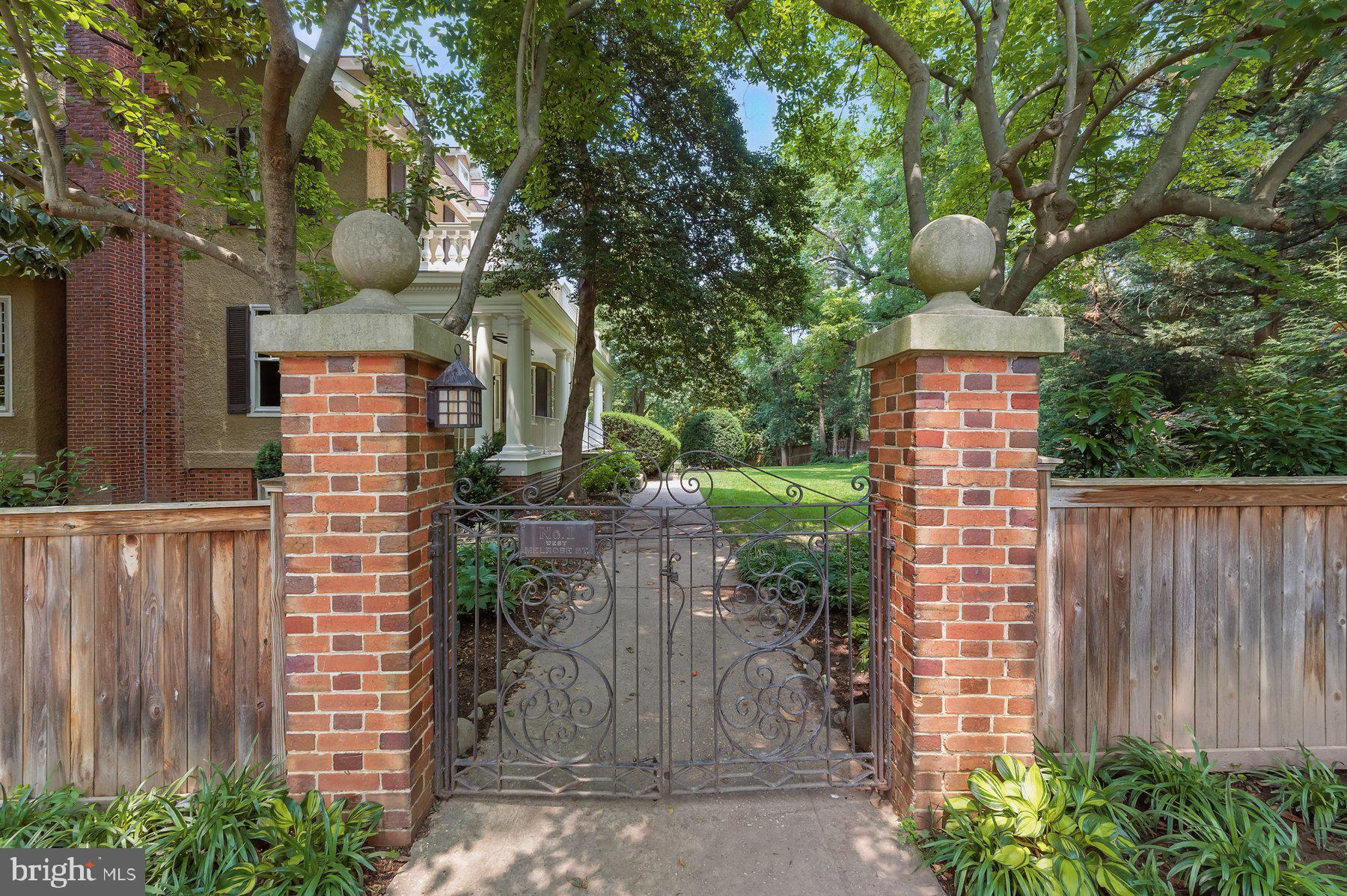 CHEVY CHASE VILLAGE - Residential