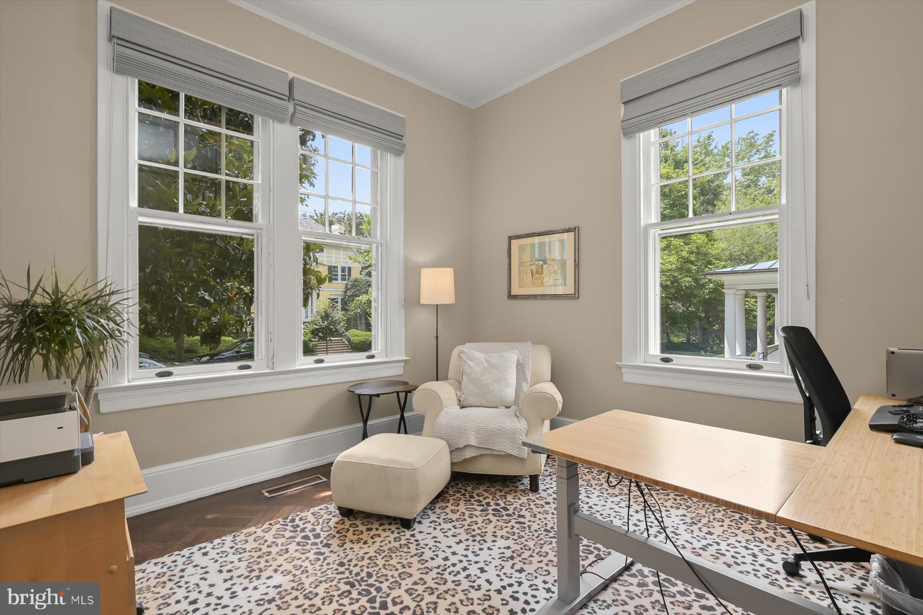 CHEVY CHASE VILLAGE - Residential