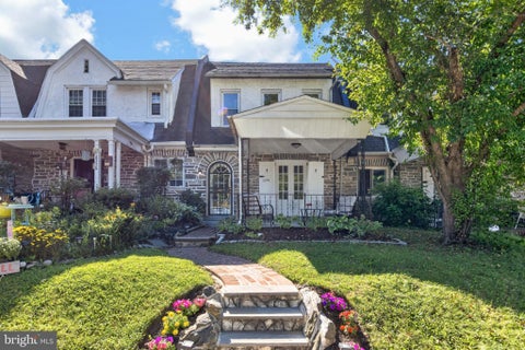 Townhouse For Sale - 6378 W Montgomery Avenue<br/> PHILADELPHIA, PA 19151