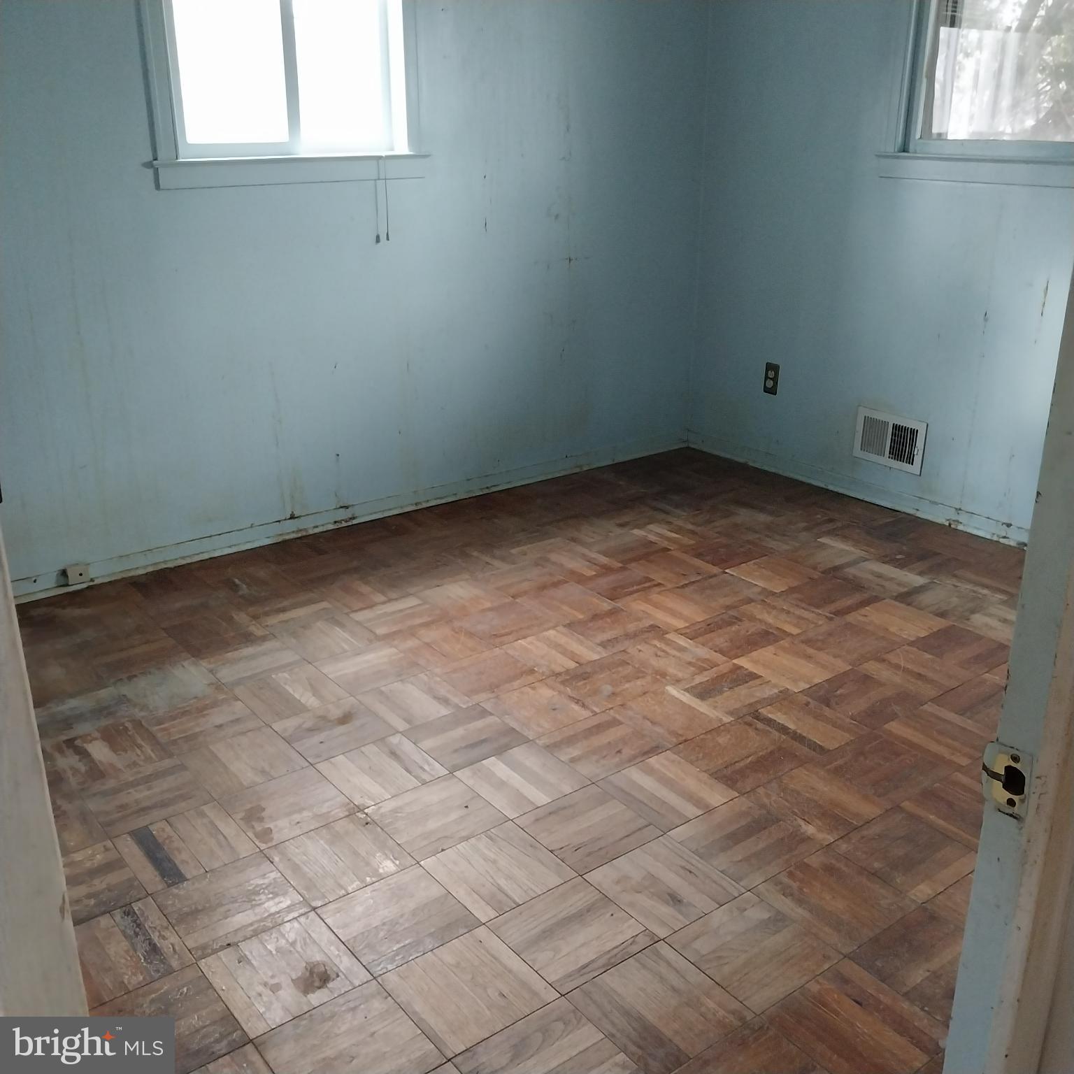 FAIRLAWN - Residential