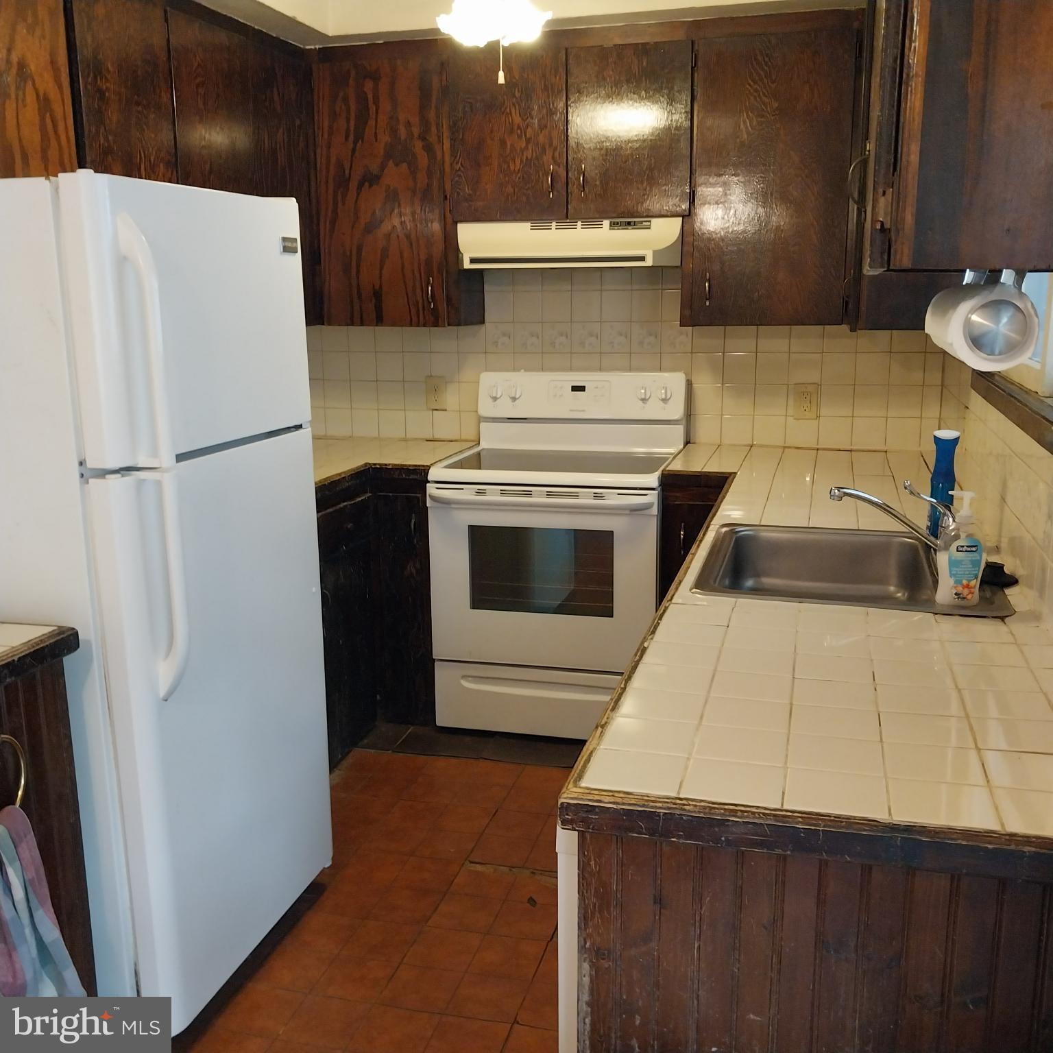 FAIRLAWN - Residential