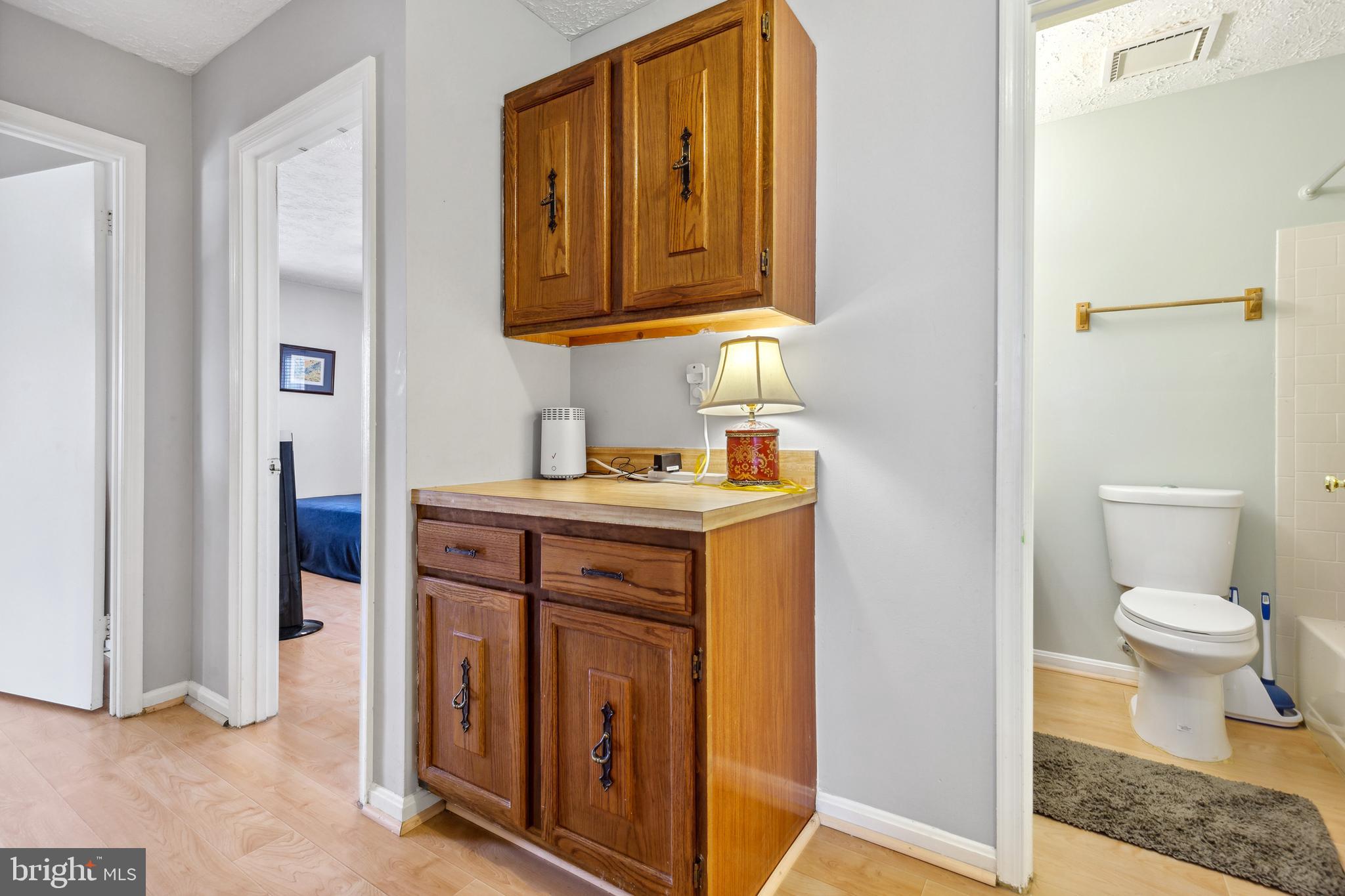 HAMPSHIRE - Residential