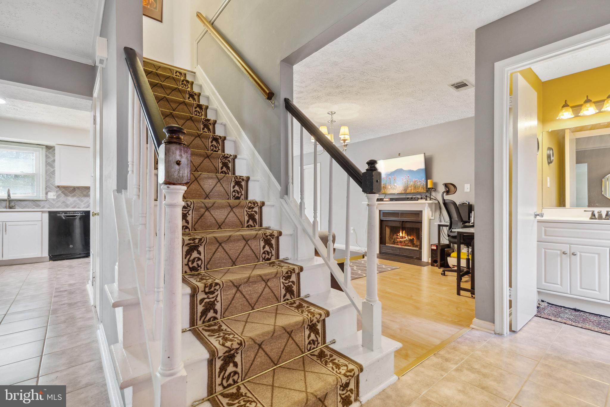 HAMPSHIRE - Residential