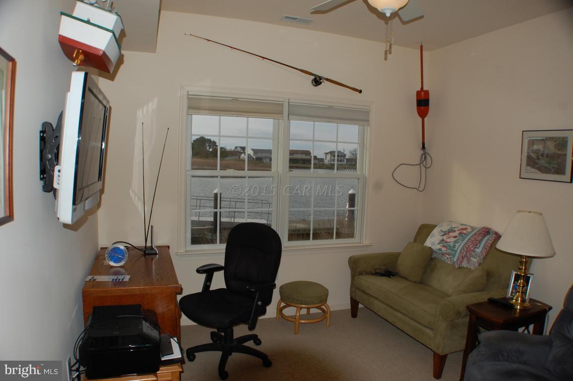 WATERS EDGE - Residential