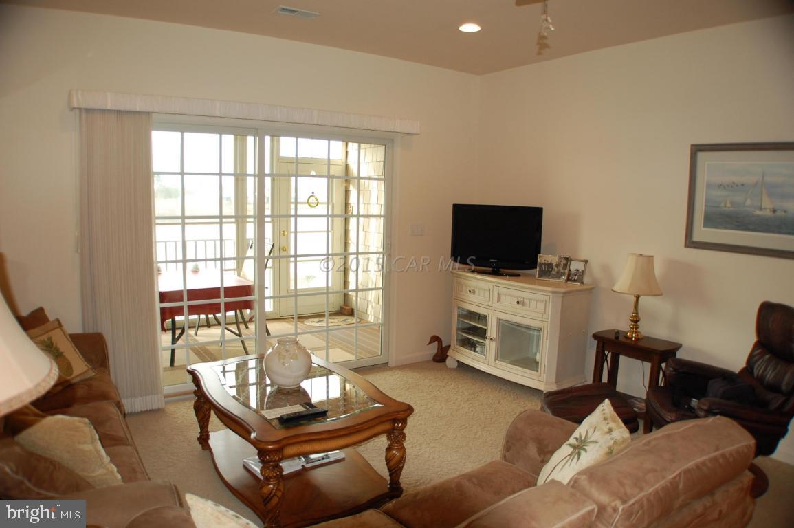 WATERS EDGE - Residential