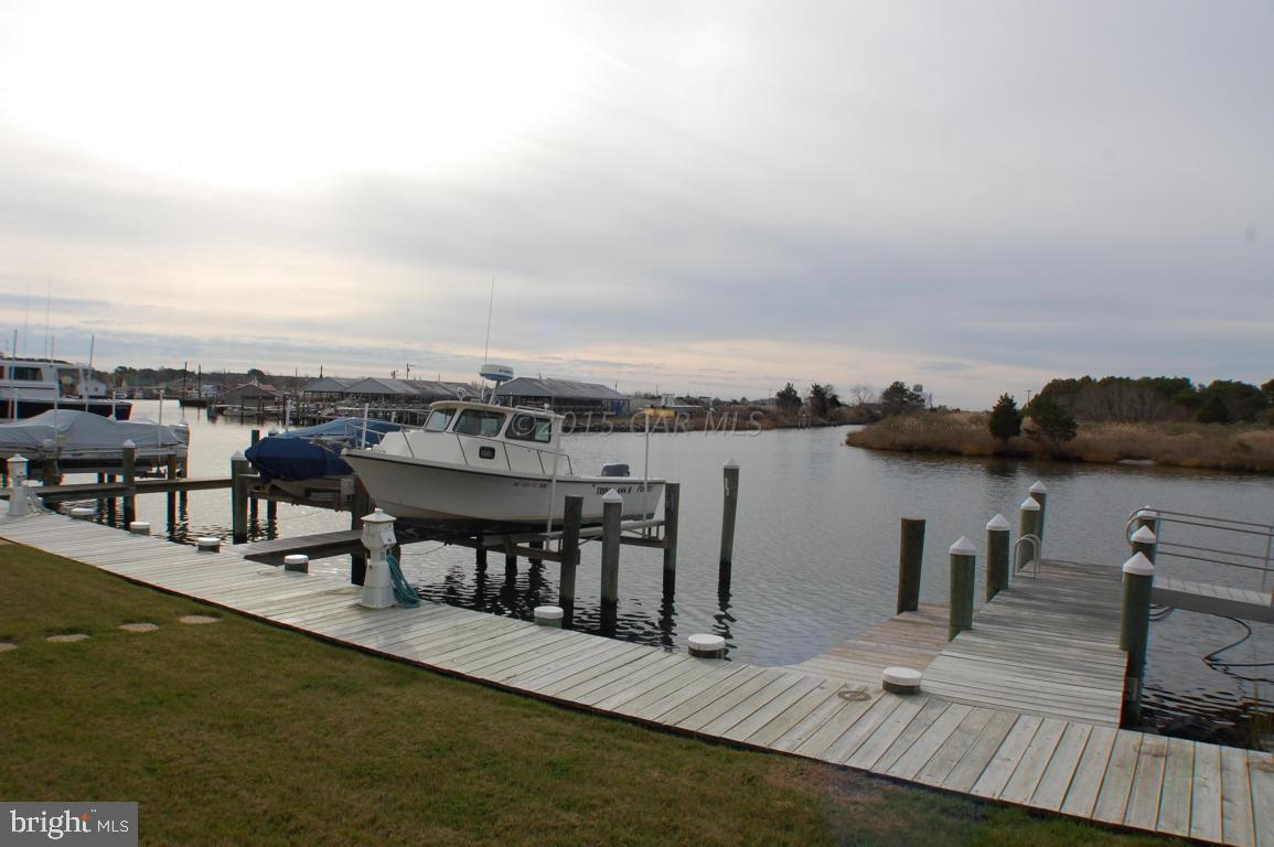 WATERS EDGE - Residential