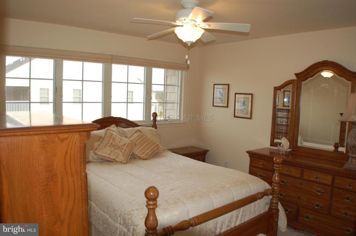 WATERS EDGE - Residential