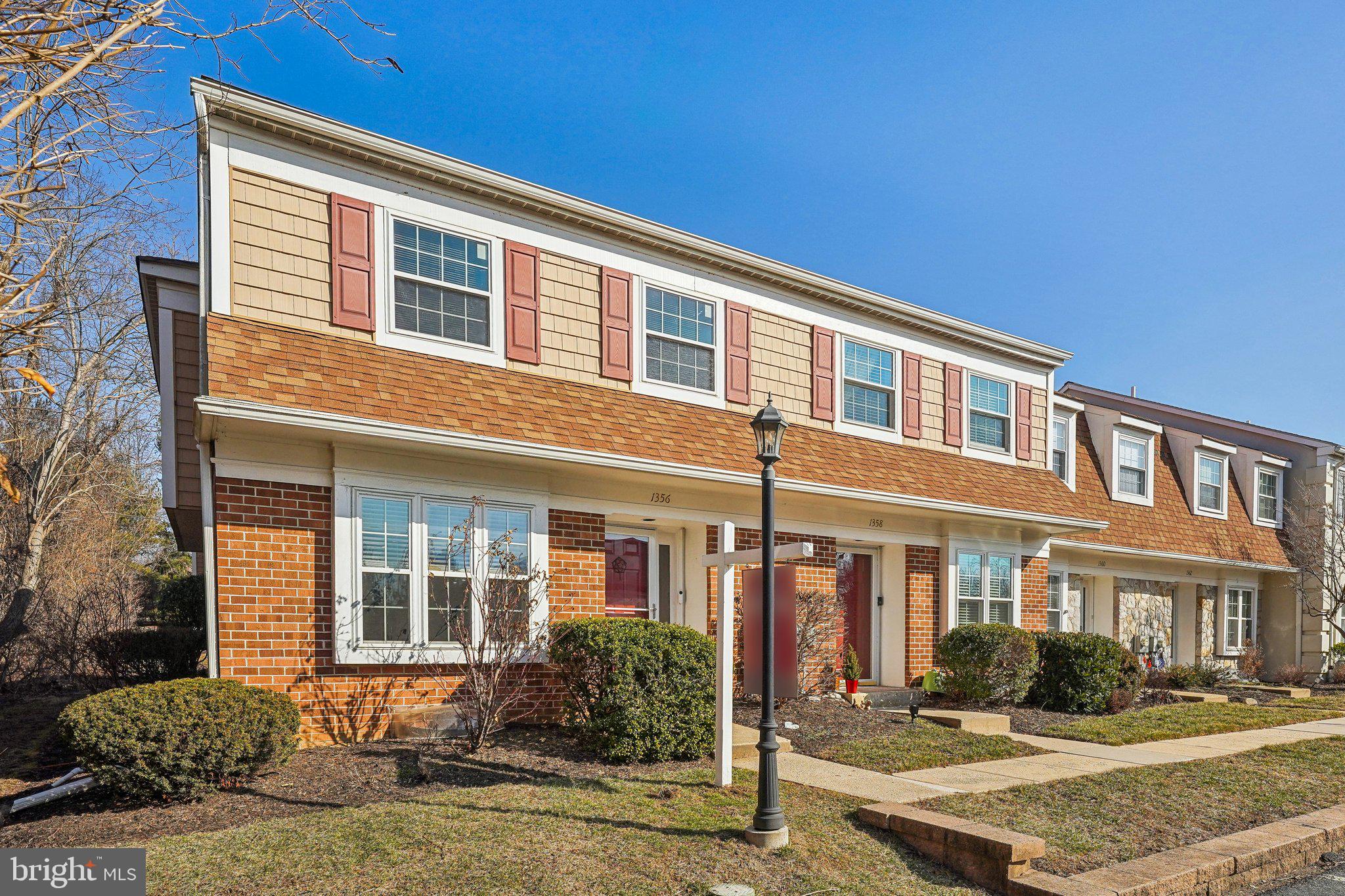 WESTON VILLAGE - Residential