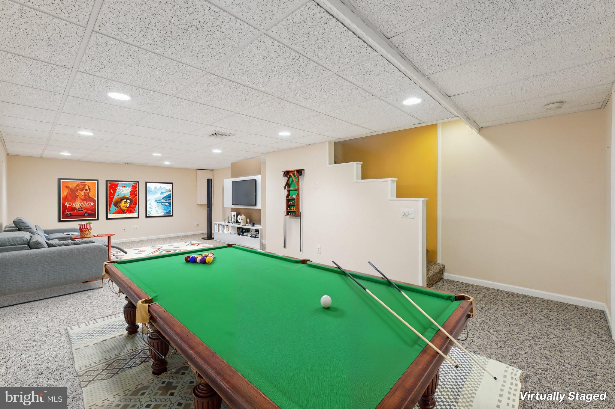 WESTON VILLAGE - Residential