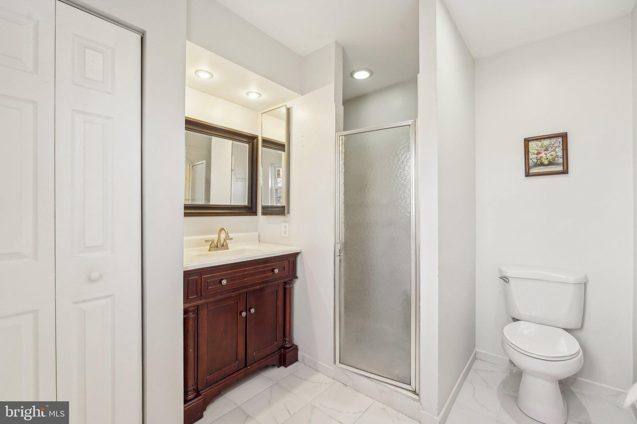 WESTON VILLAGE - Residential