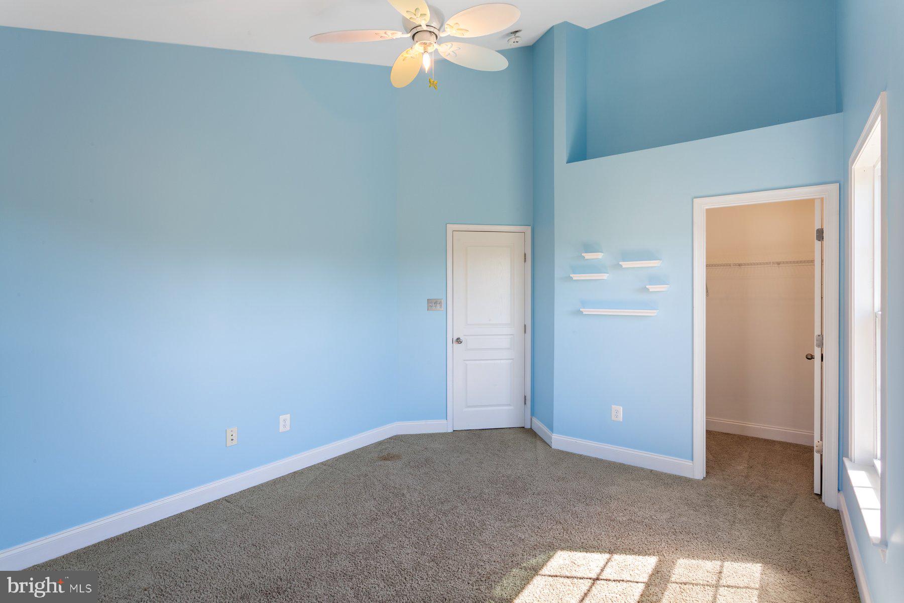 GATEWAY OVERLOOK - Residential