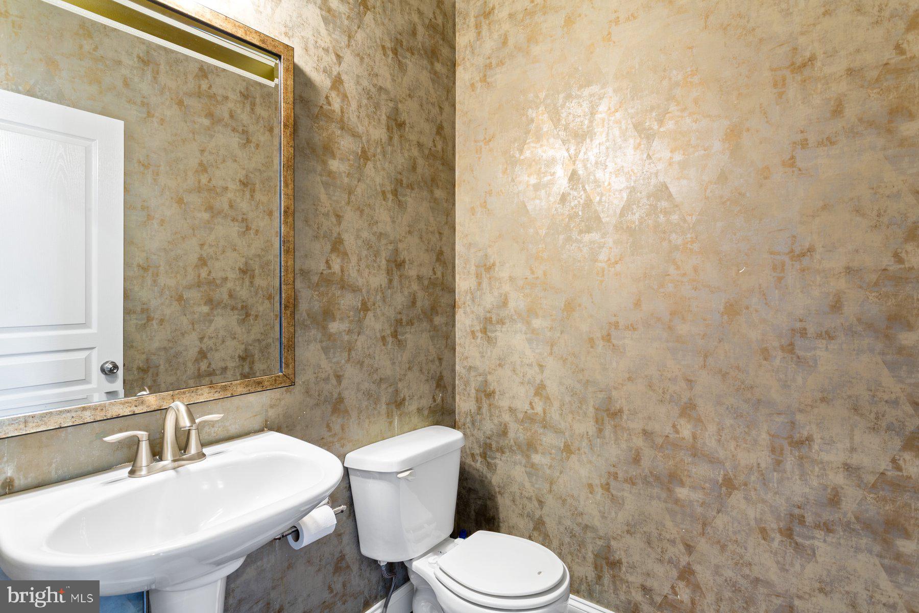 GATEWAY OVERLOOK - Residential