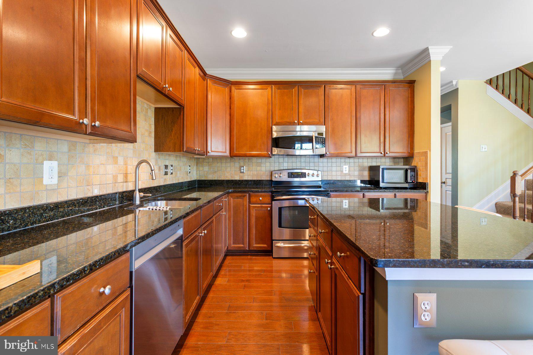 GATEWAY OVERLOOK - Residential