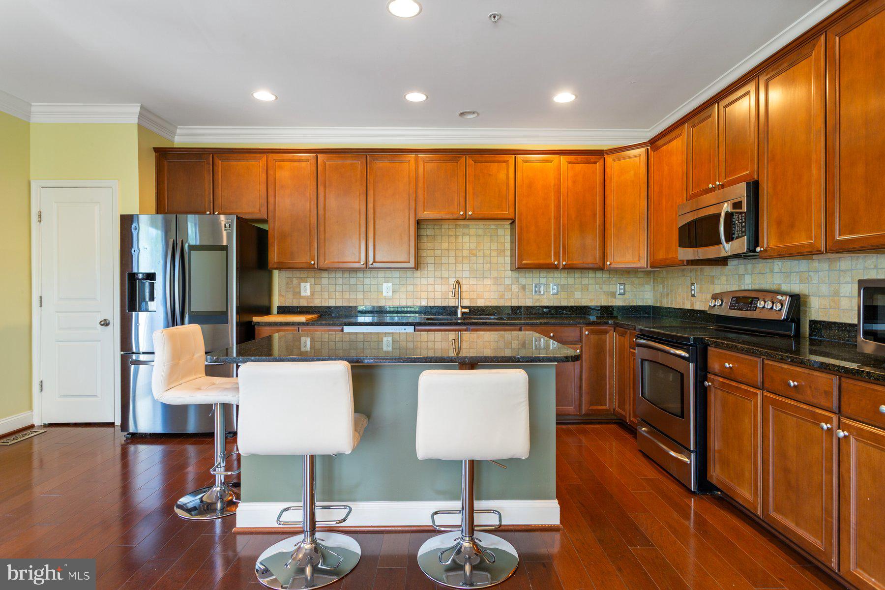 GATEWAY OVERLOOK - Residential