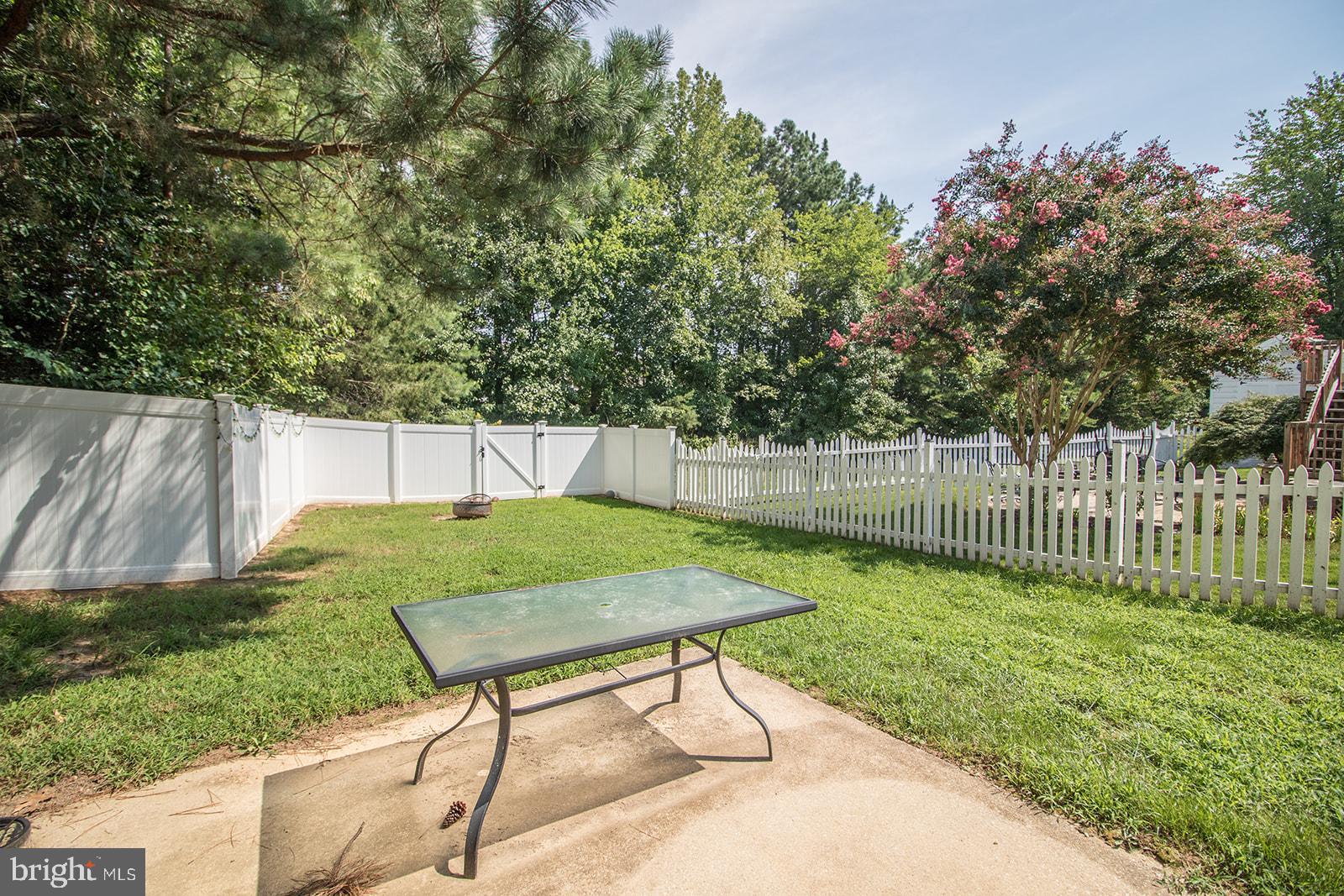 WILLOW WOODS - Residential