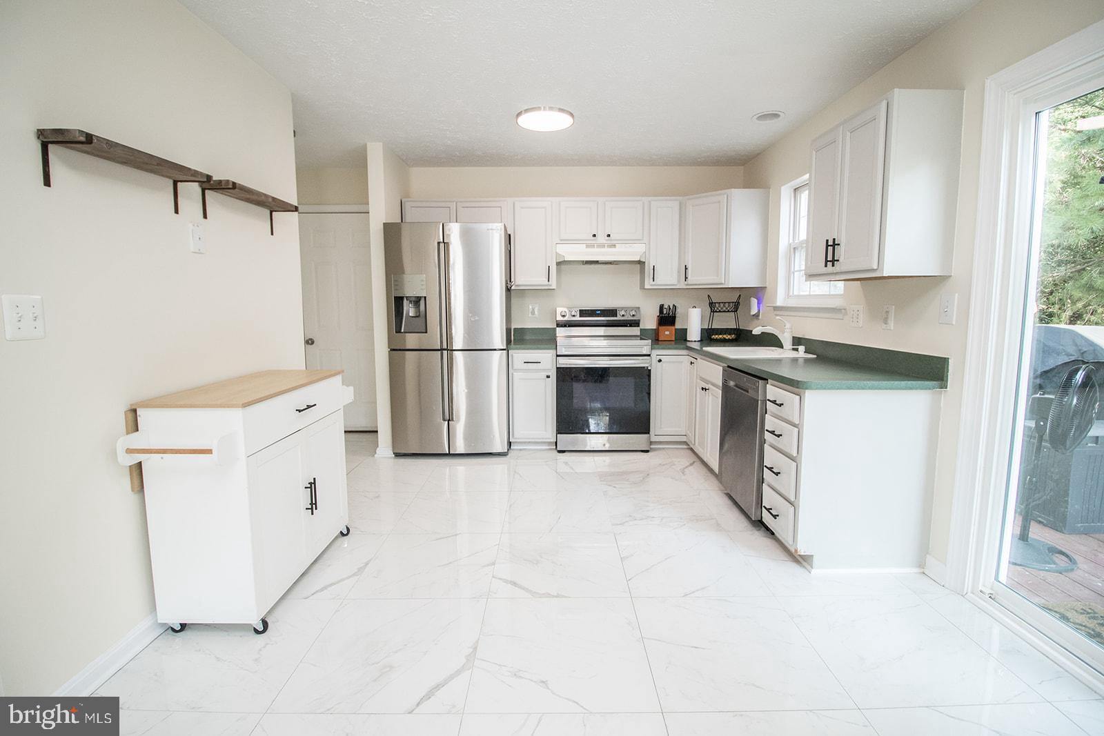 WILLOW WOODS - Residential