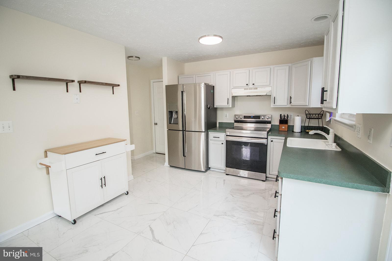 WILLOW WOODS - Residential