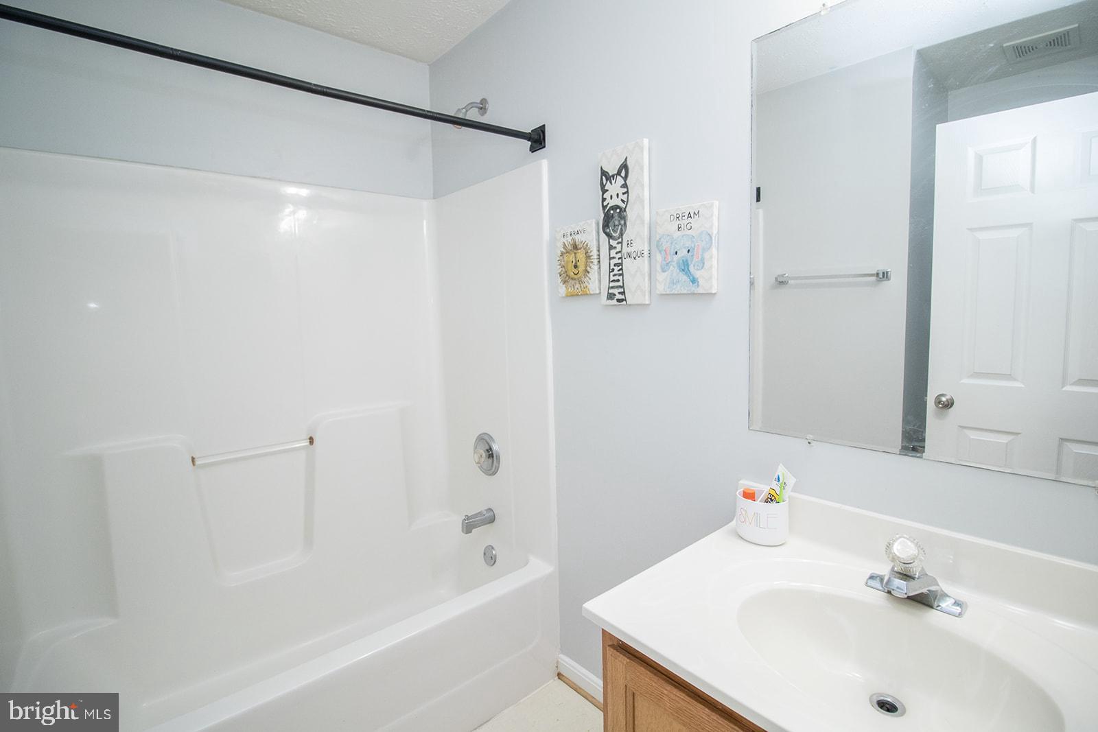 WILLOW WOODS - Residential