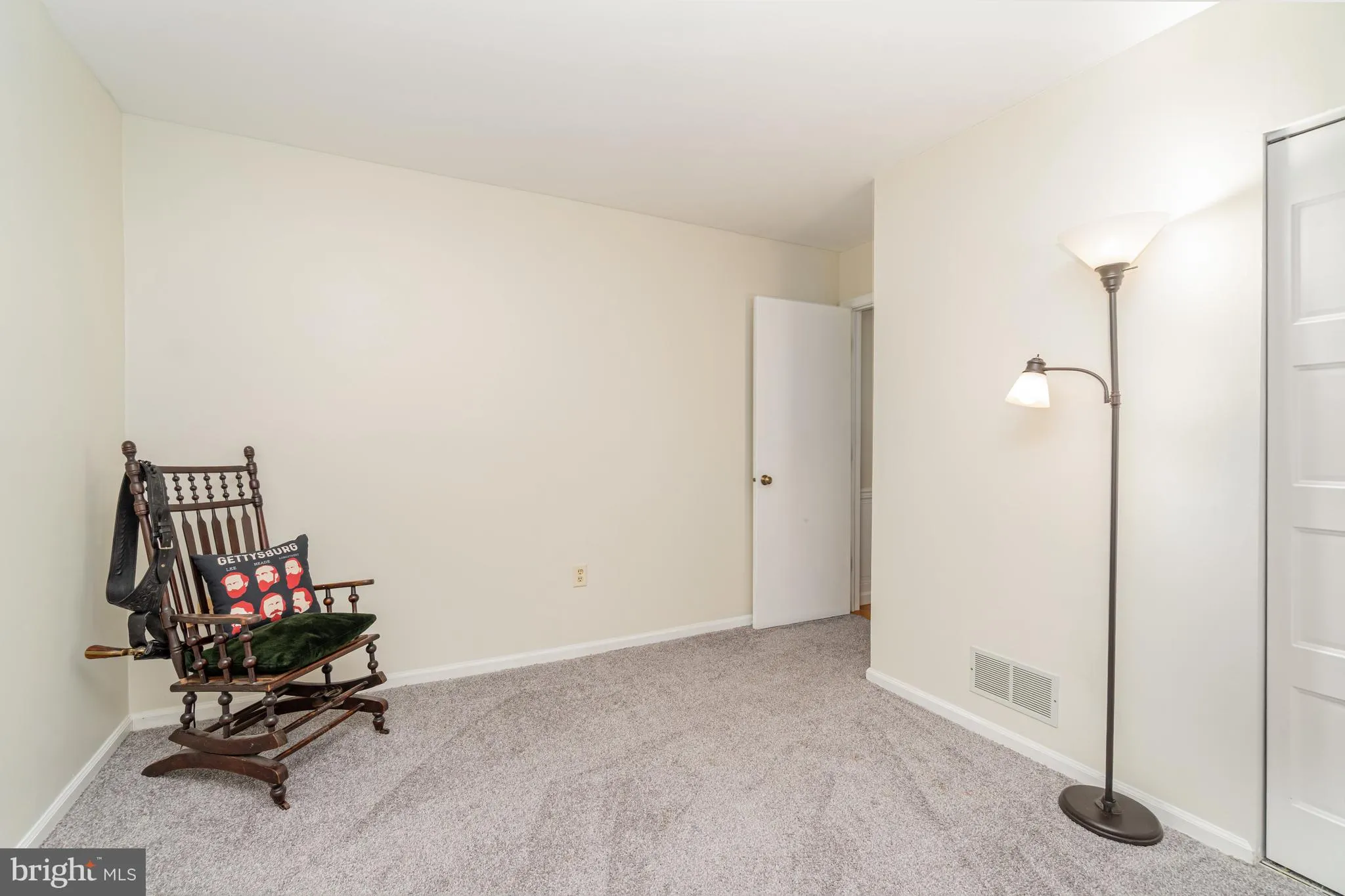 Harrisburg, Pennsylvania 17110, United States, 3 Bedrooms Bedrooms, ,2 BathroomsBathrooms,Residential,Contingent,210163