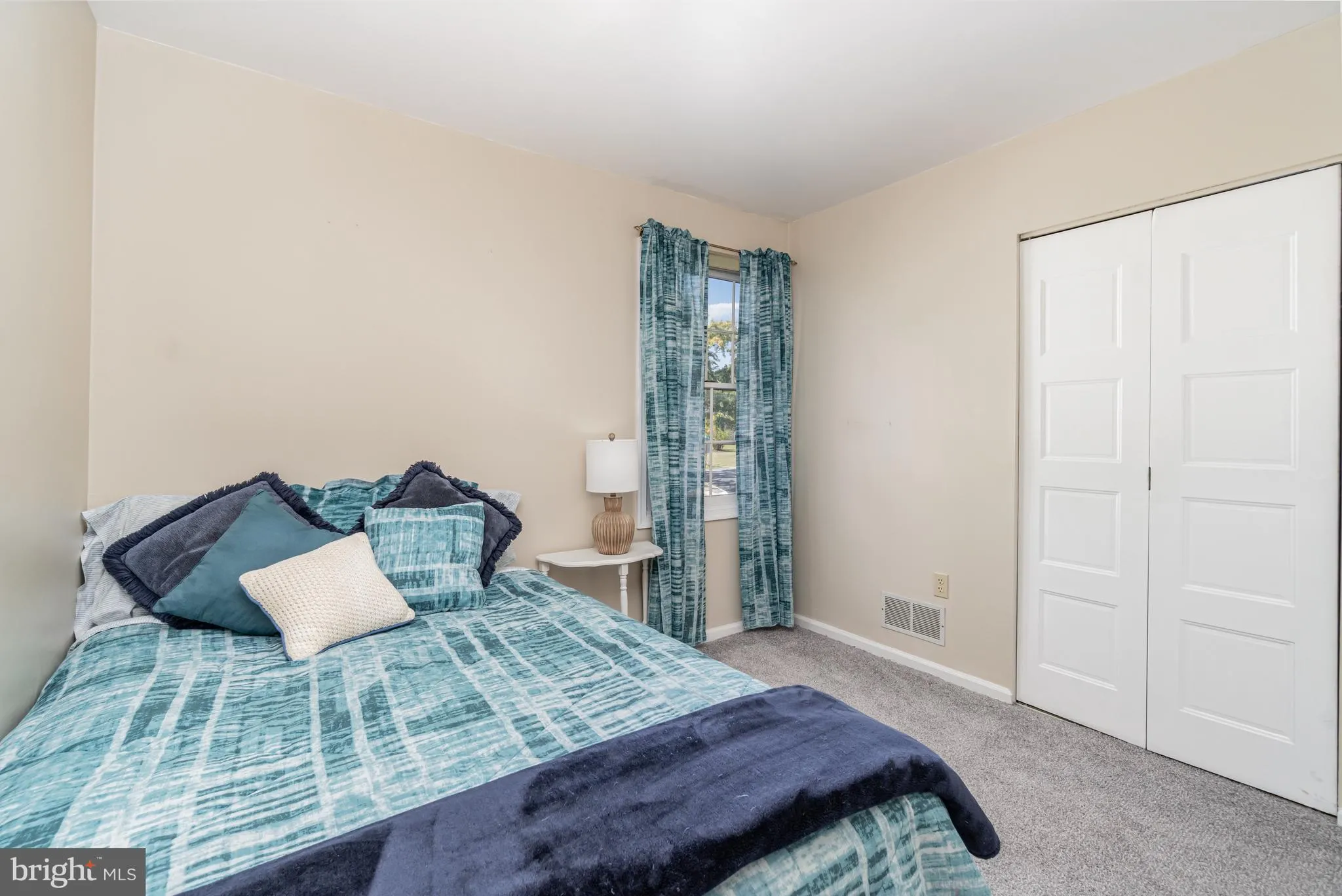 Harrisburg, Pennsylvania 17110, United States, 3 Bedrooms Bedrooms, ,2 BathroomsBathrooms,Residential,Contingent,210163