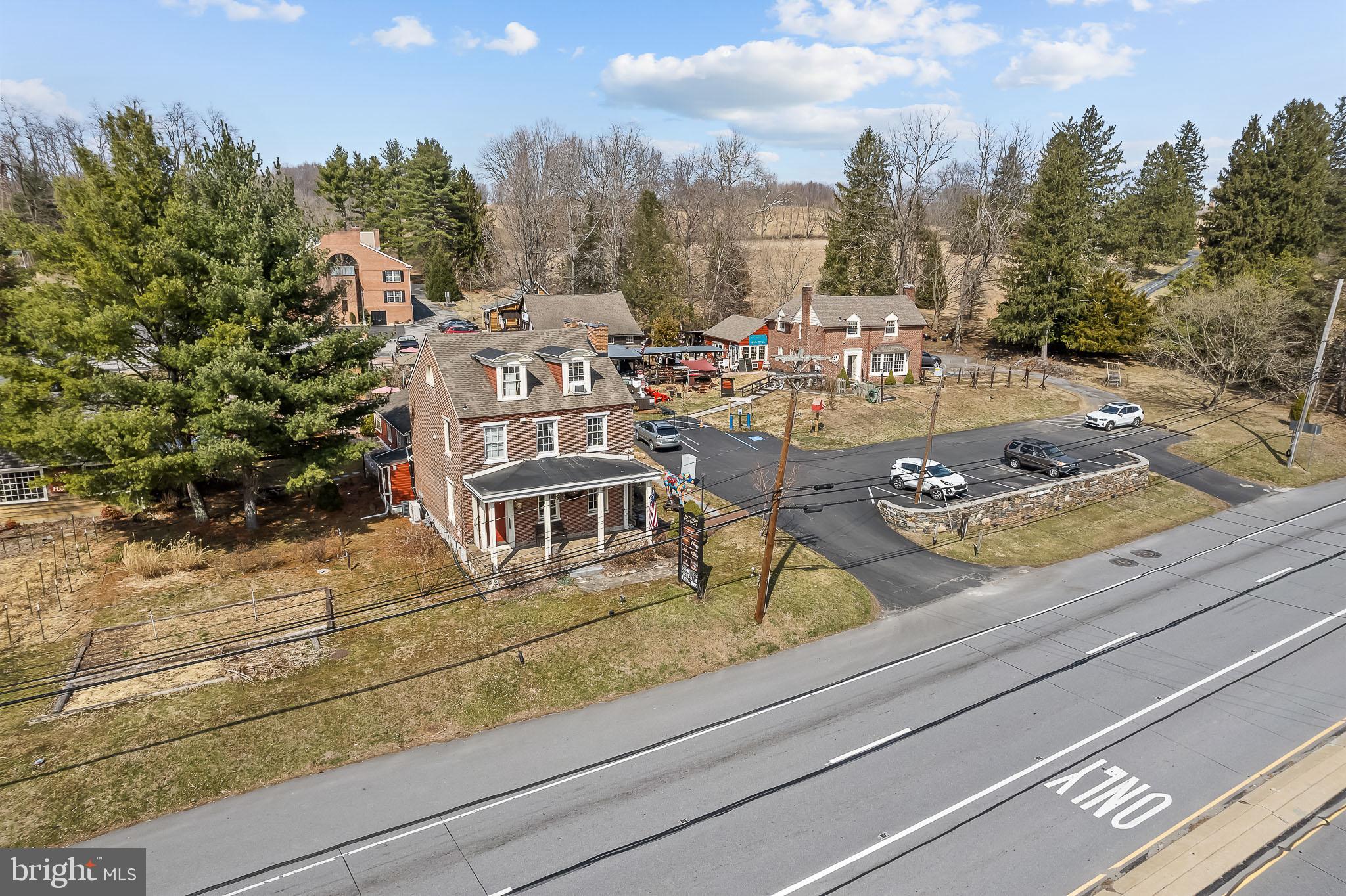 1609 BALTIMORE PIKE