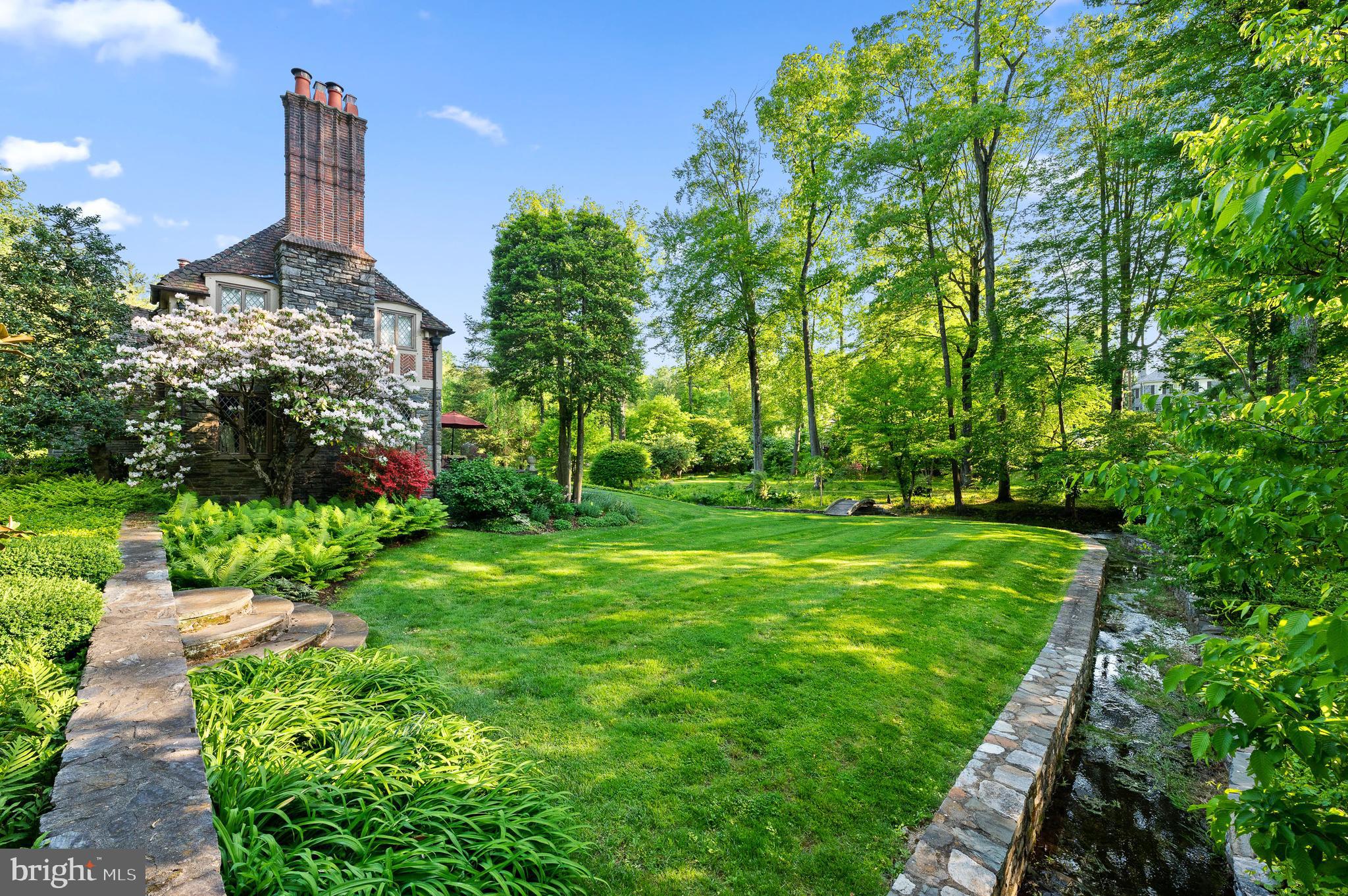 BRYN MAWR - Residential