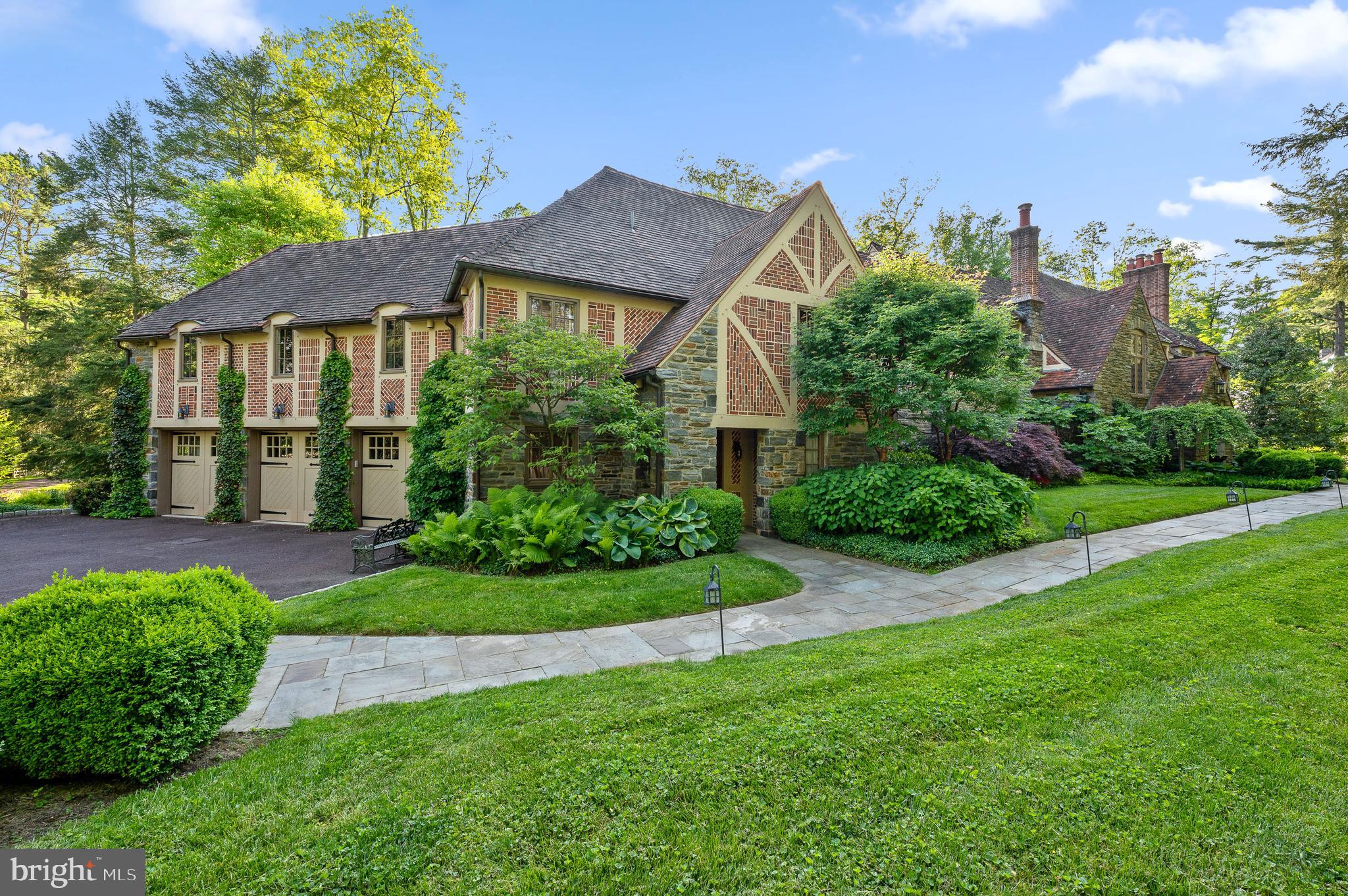 BRYN MAWR - Residential