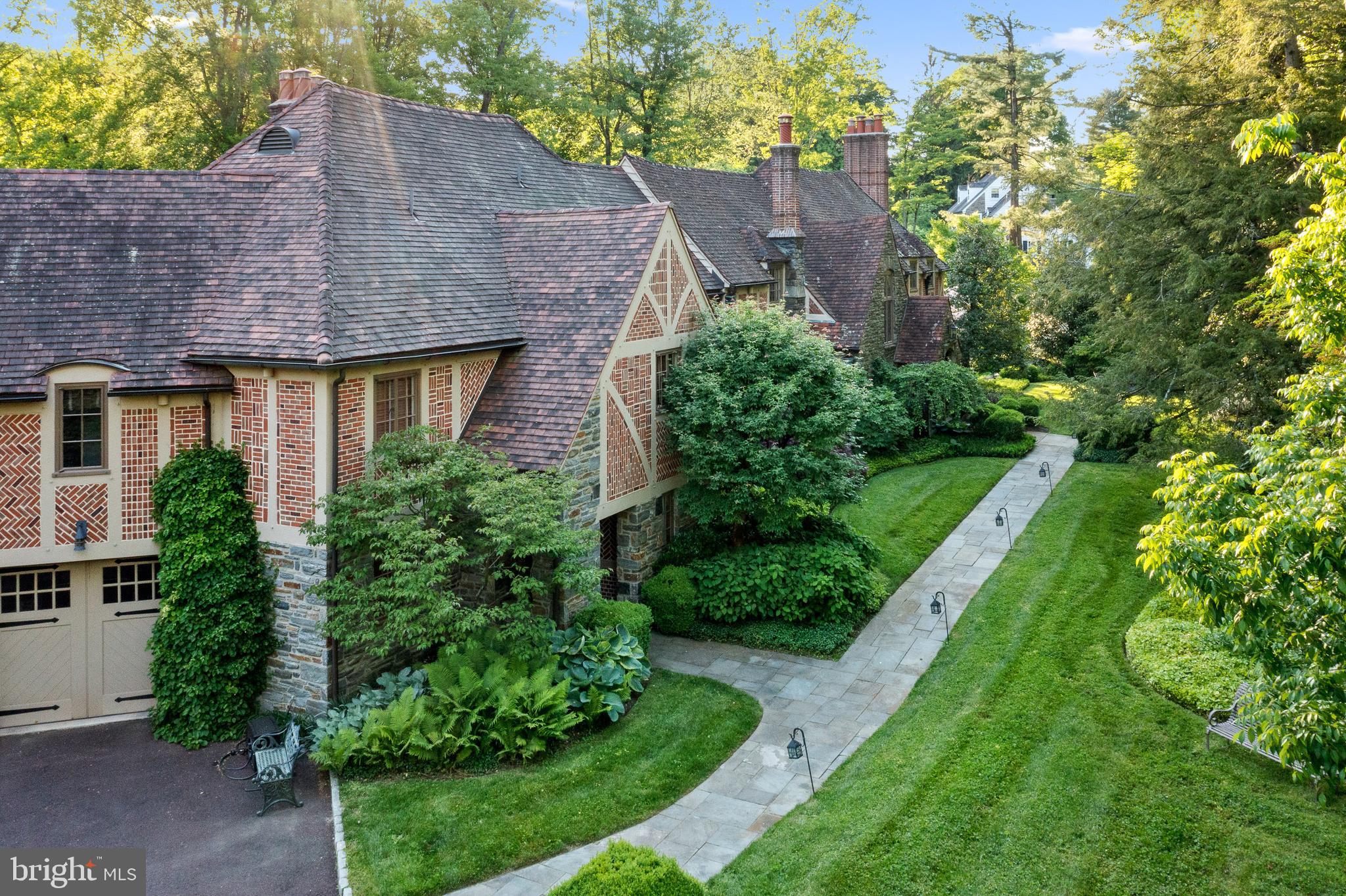 BRYN MAWR - Residential