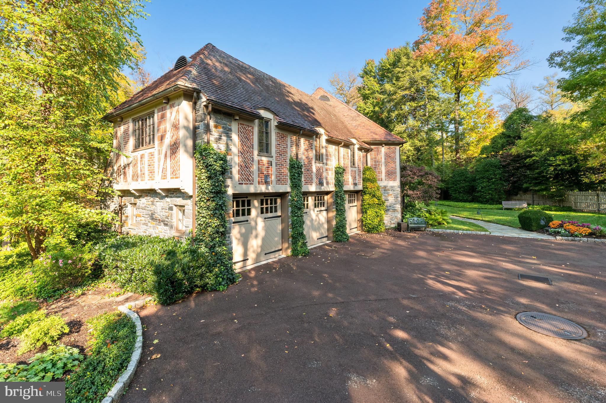 BRYN MAWR - Residential