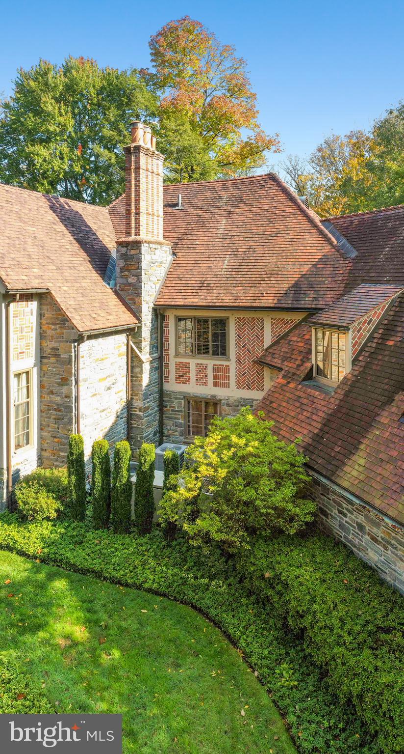 BRYN MAWR - Residential