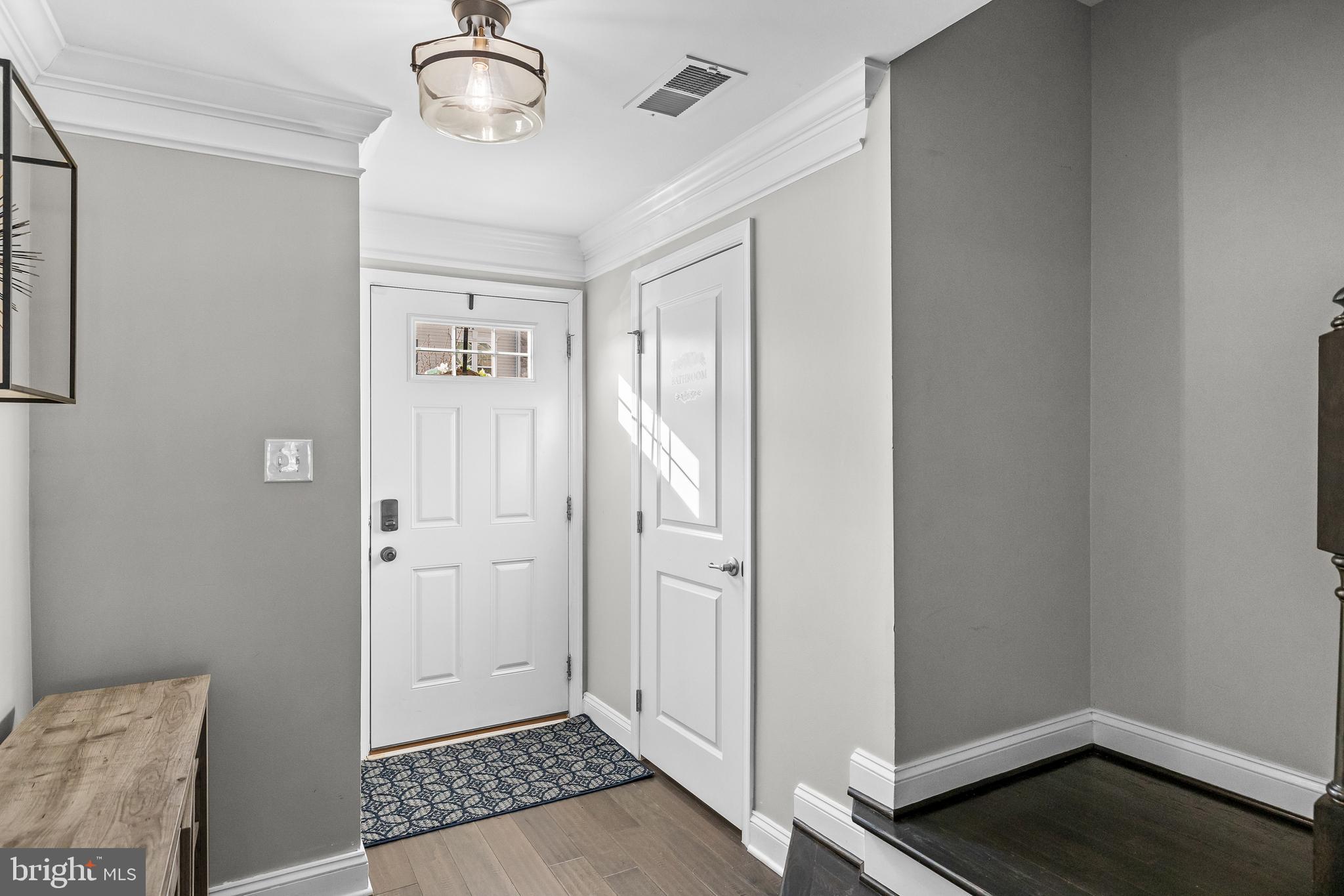 PARKWOOD MANOR - Residential