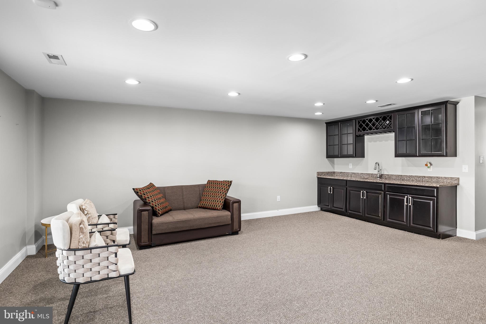 PARKWOOD MANOR - Residential