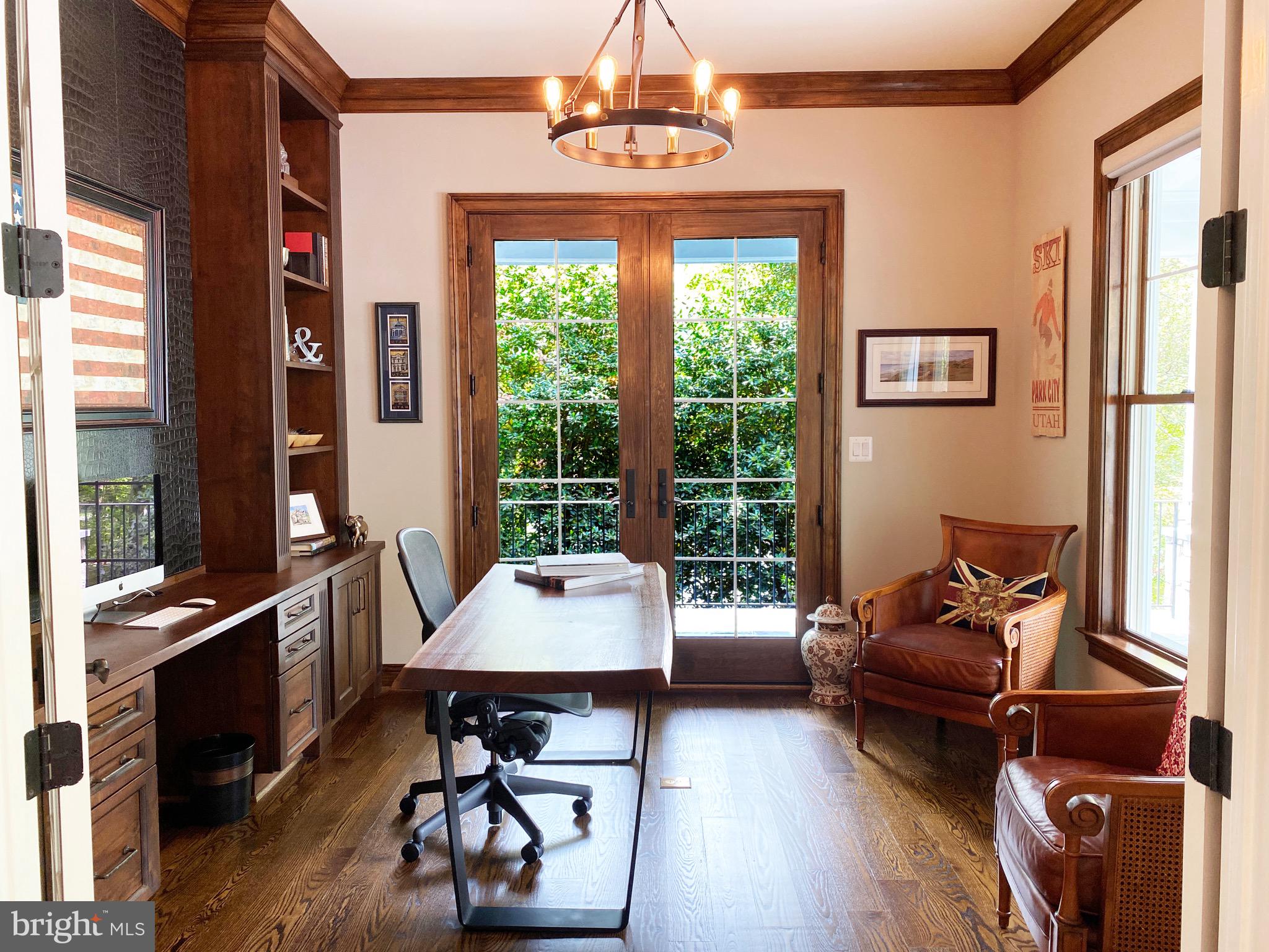 BANNOCKBURN HEIGHTS - Residential