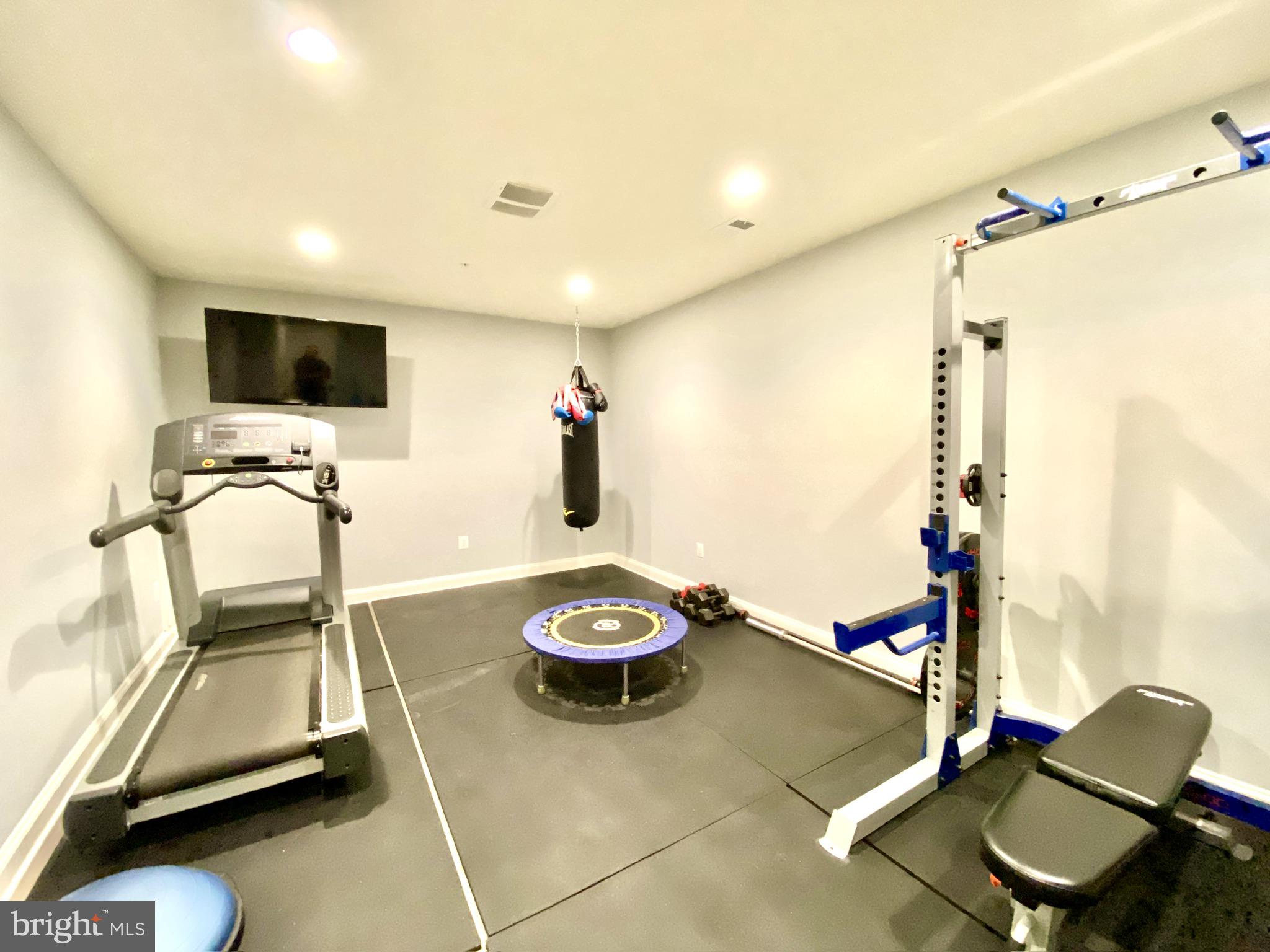 BANNOCKBURN HEIGHTS - Residential