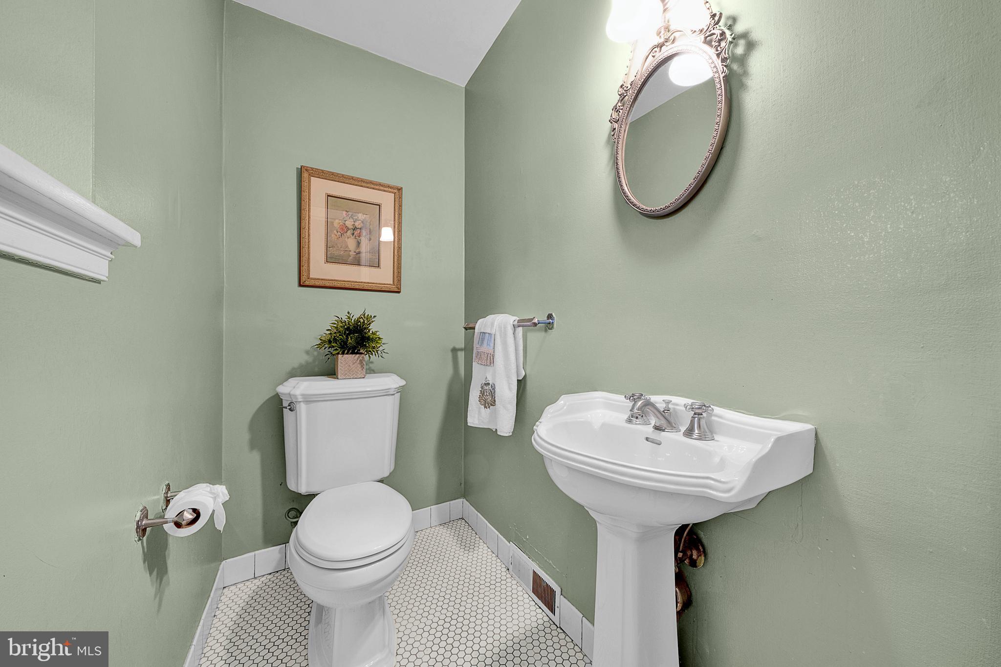 JENKINTOWN MANOR - Residential