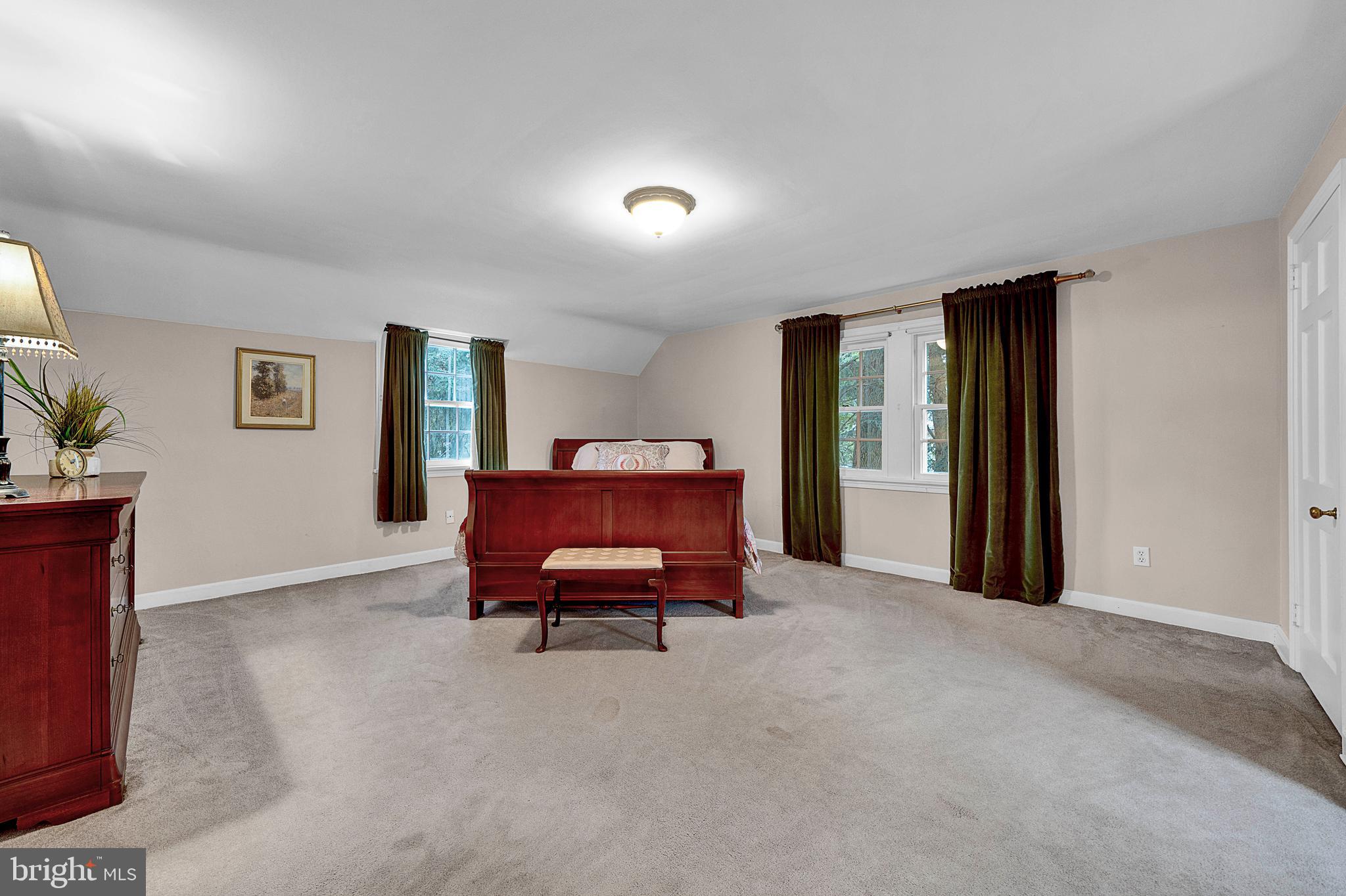 JENKINTOWN MANOR - Residential